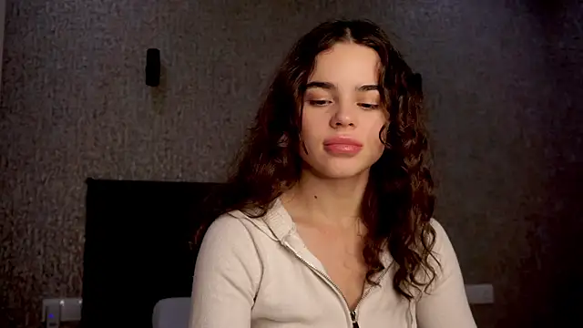 lindaTT online show from 11-17-25, 01:28