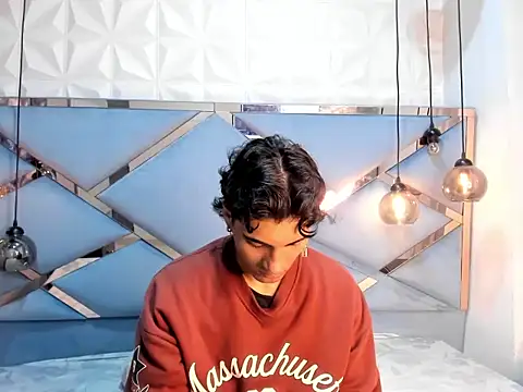 Snapshot of MattFiore chatting on 11-30-25, 11:58 MattFiore online show from 11-30-25, 11:58