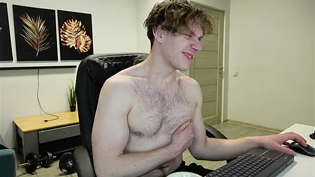 Snapshot of Charles_Dreams chatting on 03-13-26, 06:58 Charles Dreams online show from 03-13-26, 06:58