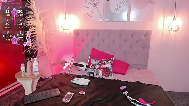 Celestehonney online show from 12-16-25, 03:06