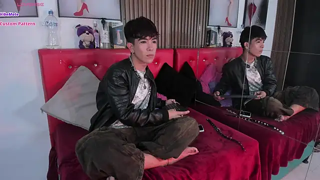 Angeldust19 online show from 01-10-26, 04:47