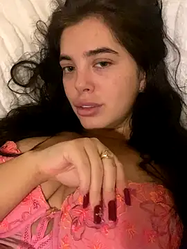 Snapshot of MarnieMarie chatting on 11-26-25, 11:39 MarnieMarie online show from 11-26-25, 11:39