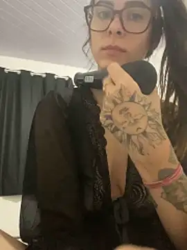 fer-nanda online show from 04-21-26, 08:55