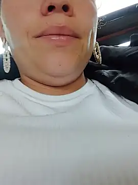 Rouse hot  online show from 06-25-26, 01:37