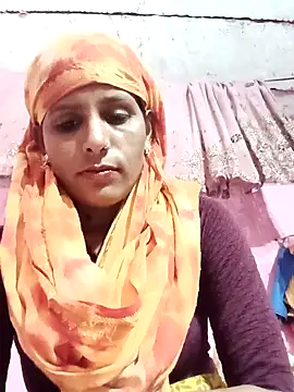 Snapshot of Pirvesh_singh chatting on 01-17-26, 08:41 Pirvesh singh online show from 01-17-26, 08:41