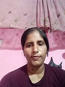 Snapshot of Pirvesh_singh chatting on 02-13-26, 11:39 Pirvesh singh online show from 02-13-26, 11:39