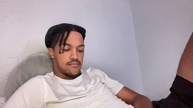 Animeboygirls online show from 08-05-26, 04:04