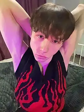 Snapshot of Slay-cute-boy chatting on 11-14-25, 04:11 Slay-cute-boy online show from 11-14-25, 04:11