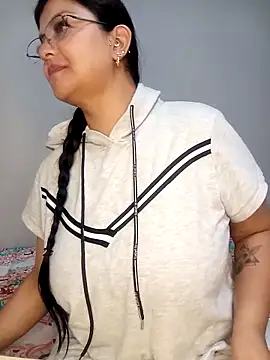 CelesteAlvarez1989 online show from 01-14-26, 06:19