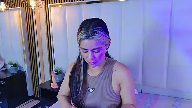 Lia Jonesss online show from 12-05-25, 09:29