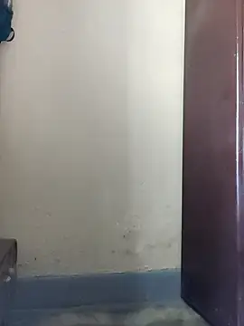 Snapshot of Fun_with_me05 chatting on 02-14-26, 07:49 Fun with me05 online show from 02-14-26, 07:49