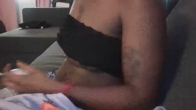 Snapshot of Mistresslucyxxx chatting on 11-28-25, 10:56 Mistresslucyxxx online show from 11-28-25, 10:56