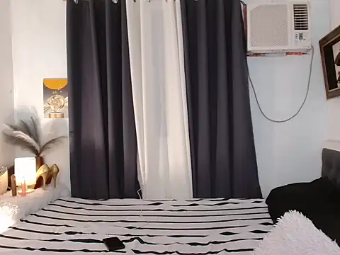 Casandrawang online show from 11-27-25, 05:26