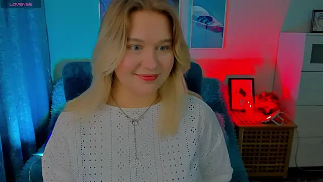 LouiseMous online show from 11-27-25, 09:06