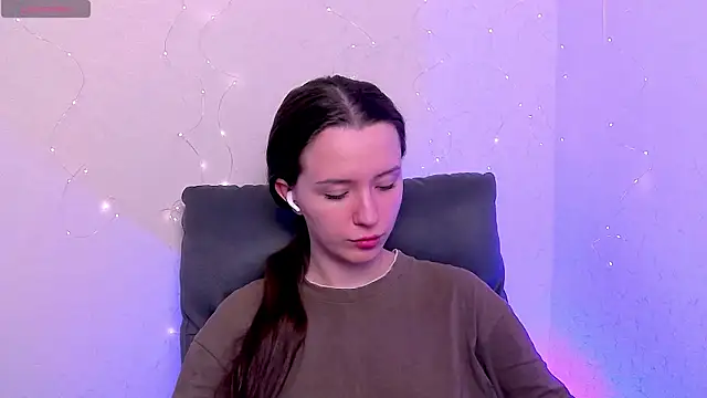 BellaVelure6767 online show from 05-27-26, 02:41
