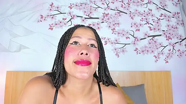 Laura Torress online show from 04-22-26, 02:47