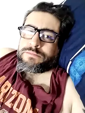 Snapshot of AurelioLpe17168 chatting on 11-19-25, 02:44 AurelioLpe17168 online show from 11-19-25, 02:44