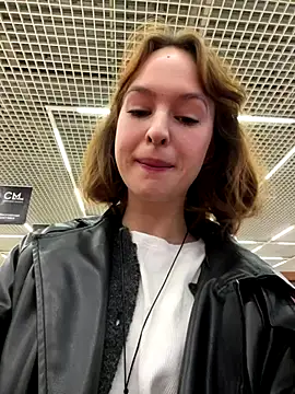 Snapshot of hani_obsessed chatting on 12-01-25, 07:35 hani obsessed online show from 12-01-25, 07:35