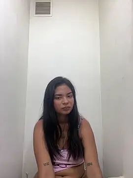 Snapshot of lizmy chatting on 03-09-26, 10:08 lizmy online show from 03-09-26, 10:08