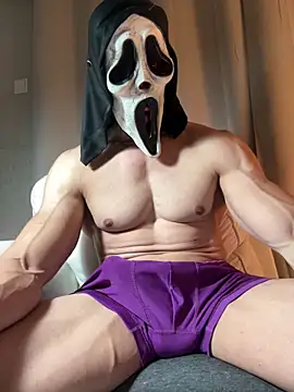 Snapshot of Luna_MaskedMan chatting on 12-18-25, 11:55 Luna MaskedMan online show from 12-18-25, 11:55