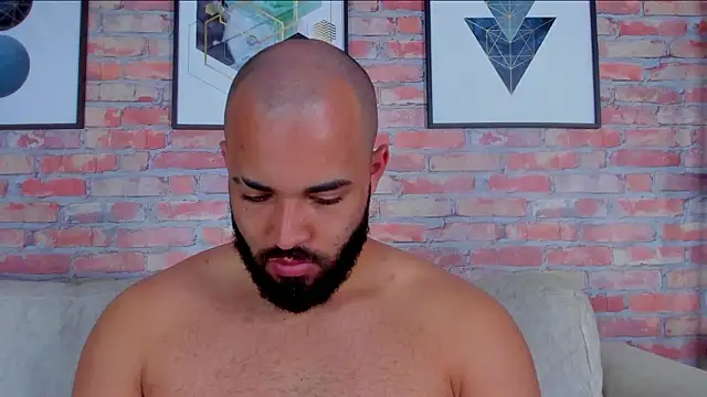 Chris Varden online show from 03-17-26, 07:39