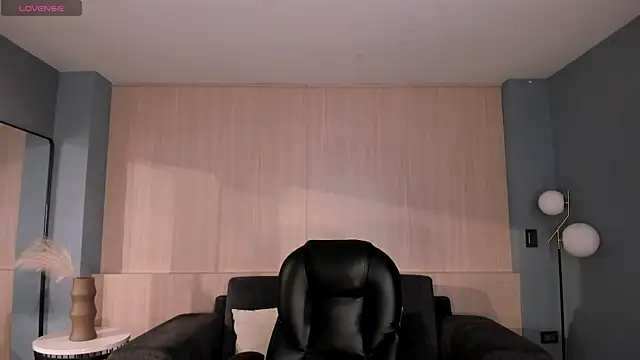 SophieLanne online show from 03-21-26, 04:06