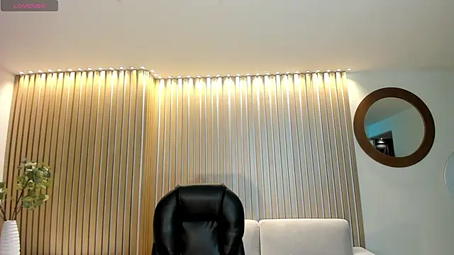 SophieLanne online show from 03-29-26, 03:50