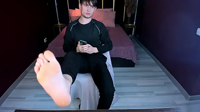 Snapshot of AlejandroEllias chatting on 02-05-26, 06:56 AlejandroEllias online show from 02-05-26, 06:56