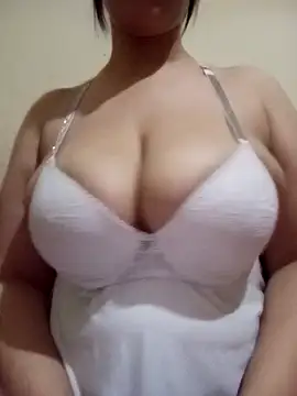 Maryam89six online show from 11-29-25, 06:44