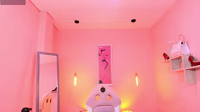 Snapshot of Milu_carbajal_x chatting on 12-03-25, 08:29 Milu carbajal x online show from 12-03-25, 08:29