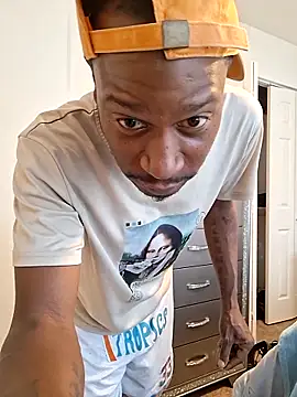 Snapshot of yourboy501withthebig1 chatting on 06-27-26, 04:56 yourboy501withthebig1 online show from 06-27-26, 04:56