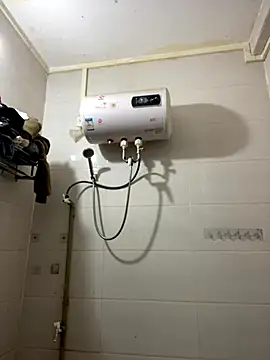 yiyi0316 online show from 12-03-25, 04:16