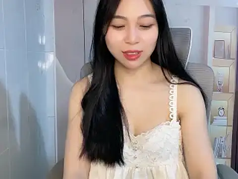 Lousii online show from 04-20-26, 02:42