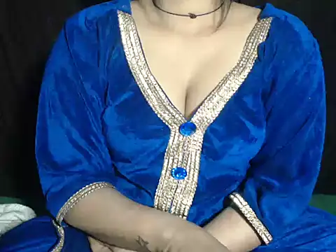 Queen Bhanu online show from 01-13-26, 01:27