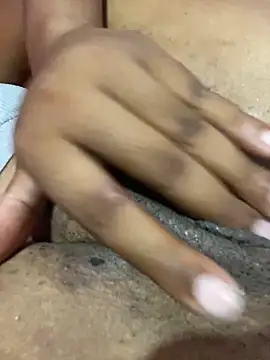 Snapshot of Sweet_Caramel-tay chatting on 12-03-25, 02:37 Sweet Caramel-tay online show from 12-03-25, 02:37