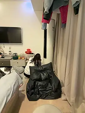 Snapshot of XX125216 chatting on 12-04-25, 01:31 XX125216 online show from 12-04-25, 01:31