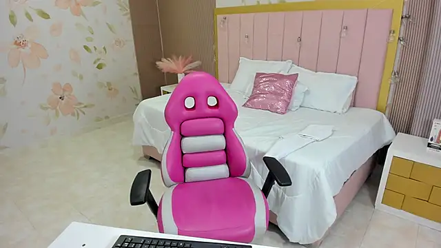 Kendall curves online show from 12-03-25, 11:30