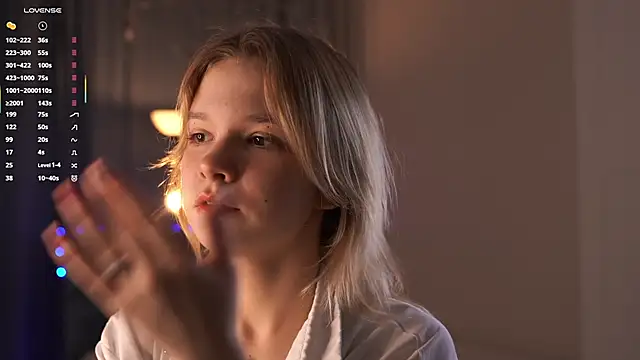 PhillisEsplin online show from 01-11-26, 07:08