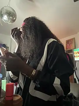 Motherbigbus online show from 04-21-26, 07:14