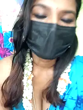 Snapshot of Premalatha_28 chatting on 11-22-25, 08:08 Premalatha 28 online show from 11-22-25, 08:08