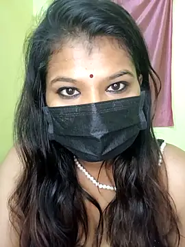 Snapshot of Premalatha_28 chatting on 12-19-25, 10:39 Premalatha 28 online show from 12-19-25, 10:39