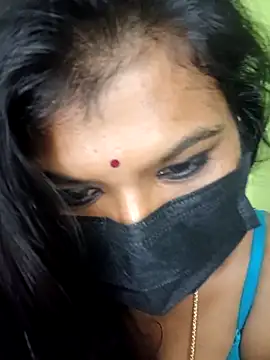 Snapshot of Premalatha_28 chatting on 12-22-25, 07:33 Premalatha 28 online show from 12-22-25, 07:33