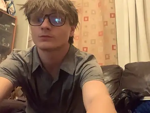 goodguybigD69 online show from 04-14-26, 01:55