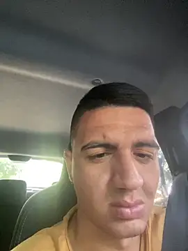 Snapshot of lester_rose chatting on 11-22-25, 03:22 lester rose online show from 11-22-25, 03:22