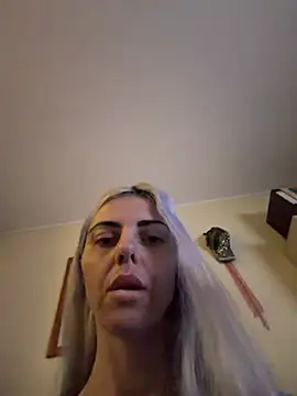 feliciafelon online show from 04-17-26, 11:52