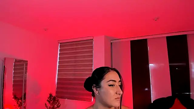 Snapshot of -Kennya chatting on 12-14-25, 09:41 -Kennya online show from 12-14-25, 09:41