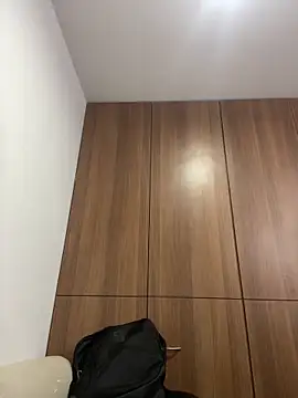 Boyfriend-Hot online show from 11-21-25, 04:55