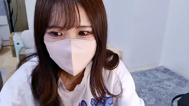 Snapshot of Nemu_chan_ chatting on 06-08-26, 02:06 Nemu chan online show from 06-08-26, 02:06