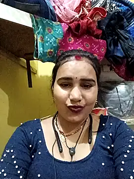 Snapshot of Sexi_soniy432 chatting on 12-02-25, 04:57 Sexi soniy432 online show from 12-02-25, 04:57