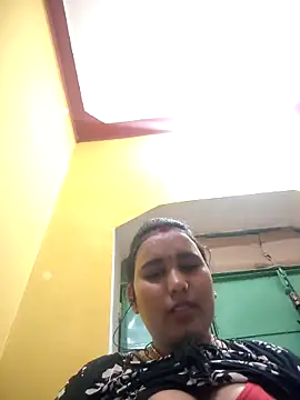 Snapshot of Sexi_soniy432 chatting on 03-03-26, 05:41 Sexi soniy432 online show from 03-03-26, 05:41